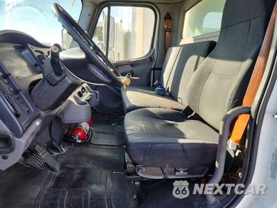 Zdjęcie 7 z 13 samochodu: 2020 FREIGHTLINER BUSINESS CLASS M2 BOX TRUCK VIN:3ALACWFC1LDLY2894 - miniatura