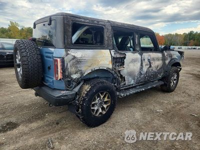 Trzecie zdjęcie samochodu z tyłu: 2024 FORD BRONCO BADLANDS VIN:1FMEE9BPXRLB54969 - miniatura
