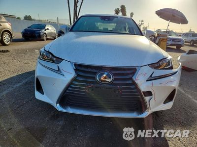 Piąte zdjęcie samochodu w środku: 2019 LEXUS IS 300 VIN:JTHBA1D23K5088537 - miniatura