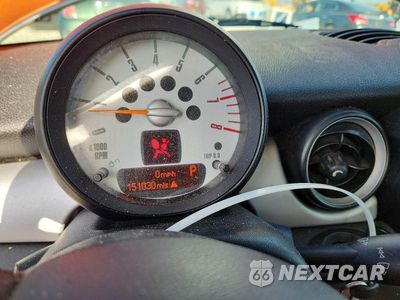 Zdjęcie 9 z 13 samochodu: 2012 MINI COOPER VIN:WMWSU3C50CT258914 - miniatura