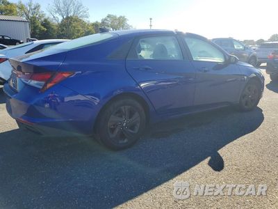 Trzecie zdjęcie samochodu z tyłu: 2022 HYUNDAI ELANTRA SEL VIN:5NPLS4AG8NH073816 - miniatura