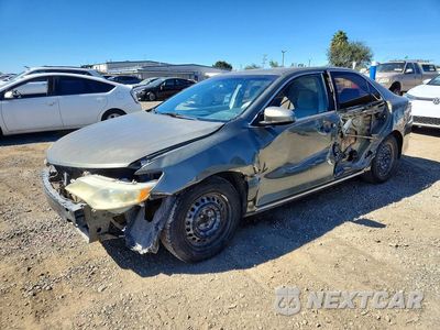 2013 TOYOTA CAMRY LE 4T4BF1FK8DR318664 - główne zdjęcie licytacji z USA - miniatura