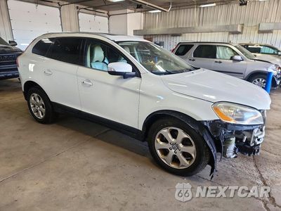 Czwarte zdjęcie samochodu z boku: 2012 VOLVO XC60 3.2 VIN:YV4952DL8C2305793 - miniatura