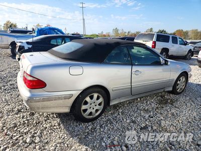 Trzecie zdjęcie samochodu z tyłu: 2003 MERCEDES-BENZ CLK 320 VIN:WDBLK65G33T140951 - miniatura
