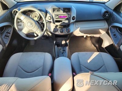 Zdjęcie 8 z 13 samochodu: 2010 TOYOTA RAV4 BASE VIN:JTMBF4DV4AD029645 - miniatura