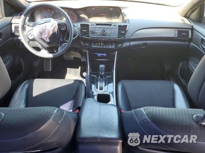 Zdjęcie 8 z 12 samochodu: 2017 HONDA ACCORD SPORT VIN:1HGCR2F54HA115547 - miniatura