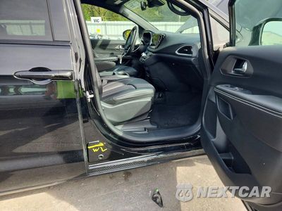 Zdjęcie 13 z 14 samochodu: 2026 CHRYSLER PACIFICA SELECT VIN:2C4RC1BG1TR237668 - miniatura