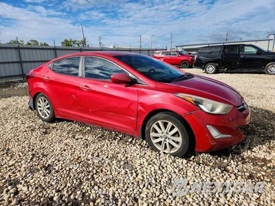 Czwarte zdjęcie samochodu z boku: 2015 HYUNDAI ELANTRA SE VIN:KMHDH4AE8FU381380 - miniatura