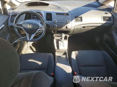 Zdjęcie 8 z 12 samochodu: 2010 HONDA CIVIC LX-S VIN:19XFA1F62AE044292 - miniatura