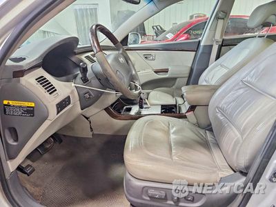 Zdjęcie 7 z 12 samochodu: 2009 HYUNDAI AZERA LIMITED VIN:KMHFC46FX9A369472 - miniatura