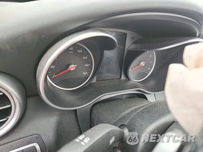 Zdjęcie 9 z 12 samochodu: 2019 MERCEDES-BENZ C 300 4MATIC VIN:WDDWK8EB4KF827809 - miniatura
