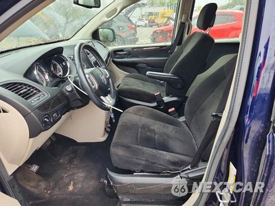 Zdjęcie 7 z 13 samochodu: 2013 DODGE GRAND CARAVAN SE VIN:2C4RDGBG9DR542711 - miniatura