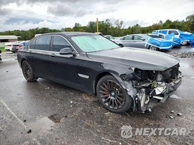 Czwarte zdjęcie samochodu z boku: 2013 BMW 750 LI VIN:WBAYE8C50DD131628 - miniatura