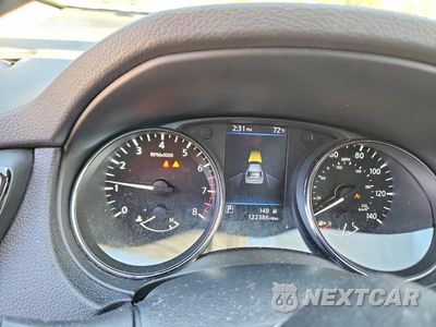 Zdjęcie 9 z 13 samochodu: 2019 NISSAN ROGUE SL VIN:5N1AT2MV8KC743287 - miniatura