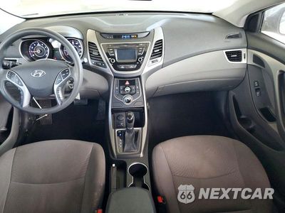 Zdjęcie 8 z 12 samochodu: 2016 HYUNDAI ELANTRA SE VIN:5NPDH4AE8GH731235 - miniatura