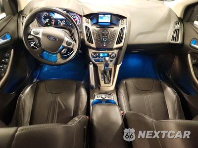 Zdjęcie 8 z 12 samochodu: 2012 FORD FOCUS SEL VIN:1FAHP3H2XCL321994 - miniatura