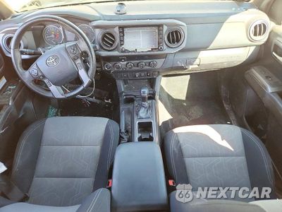 Zdjęcie 8 z 11 samochodu: 2020 TOYOTA TACOMA TRD OFF-ROAD VIN:3TMDZ5BN3LM088301 - miniatura