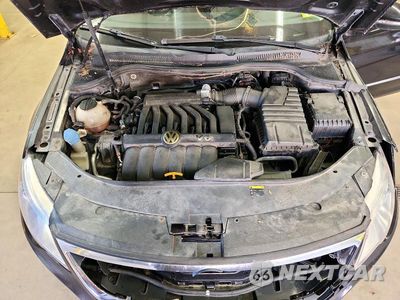 Zdjęcie 11 z 12 samochodu: 2010 VOLKSWAGEN CC VR6 4MOTION VIN:WVWGU7AN2AE560516 - miniatura