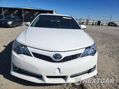 Piąte zdjęcie samochodu w środku: 2014 TOYOTA CAMRY SE VIN:4T1BF1FK1EU774324 - miniatura