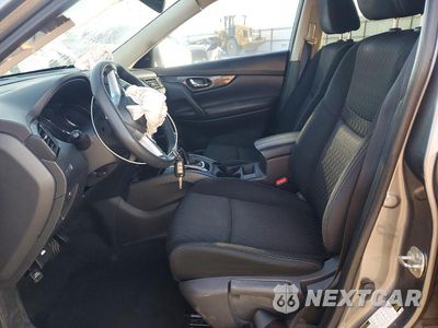 Zdjęcie 7 z 14 samochodu: 2018 NISSAN ROGUE S VIN:KNMAT2MT3JP512646 - miniatura