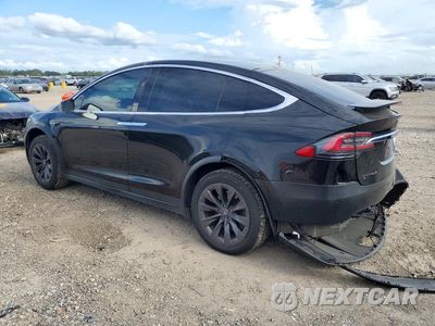 Drugie zdjęcie samochodu z przodu: 2018 TESLA MODEL X VIN:5YJXCBE29JF136366 - miniatura