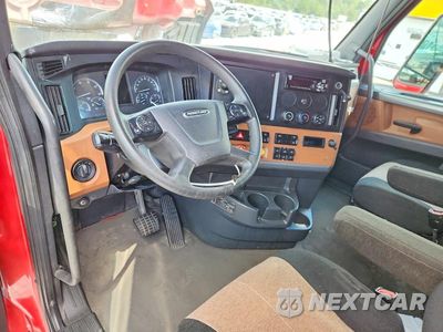 Zdjęcie 8 z 11 samochodu: 2020 FREIGHTLINER CASCADIA 126 SEMI TRUCK VIN:3AKJHHDR1LSLJ8066 - miniatura