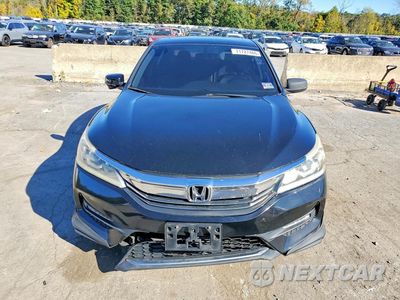 Piąte zdjęcie samochodu w środku: 2017 HONDA ACCORD EXL VIN:1HGCR2F83HA268043 - miniatura