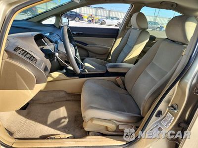 Zdjęcie 7 z 12 samochodu: 2007 HONDA CIVIC LX VIN:1HGFA16517L122747 - miniatura