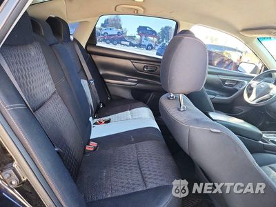 Zdjęcie 10 z 12 samochodu: 2016 NISSAN ALTIMA VIN:1N4AL3AP0GN383501 - miniatura