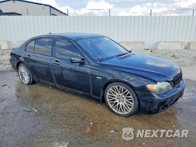 Czwarte zdjęcie samochodu z boku: 2007 BMW 750 VIN:WBAHN83547DT77084 - miniatura