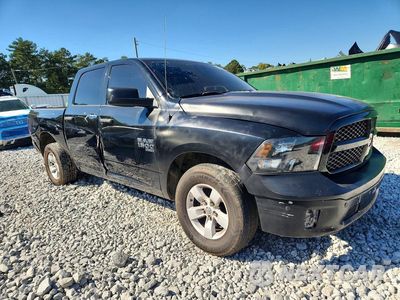Czwarte zdjęcie samochodu z boku: 2021 RAM 1500 CLASSIC TRADESMAN VIN:1C6RR7KT1MS576601 - miniatura