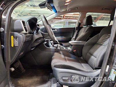 Zdjęcie 7 z 13 samochodu: 2022 KIA SPORTAGE LX VIN:KNDPMCAC6N7963173 - miniatura