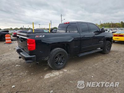 Trzecie zdjęcie samochodu z tyłu: 2016 CHEVROLET SILVERADO K1500 LT VIN:1GCVKREC0GZ378204 - miniatura