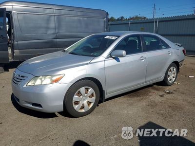 2007 TOYOTA CAMRY LE 4T1BE46K17U194403 - główne zdjęcie licytacji z USA - miniatura
