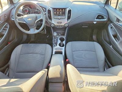 Zdjęcie 8 z 13 samochodu: 2019 CHEVROLET CRUZE LS VIN:1G1BC5SM9K7111856 - miniatura