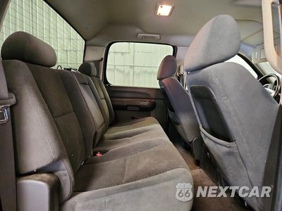 Zdjęcie 10 z 12 samochodu: 2008 CHEVROLET SILVERADO K2500 HEAVY DUTY VIN:1GCHK23668F224178 - miniatura
