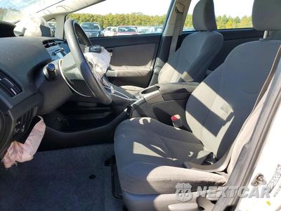 Zdjęcie 7 z 12 samochodu: 2012 TOYOTA PRIUS TWO VIN:JTDKN3DU8C5431668 - miniatura