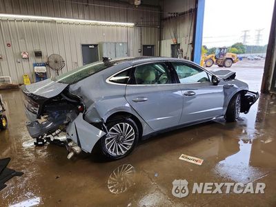 Trzecie zdjęcie samochodu z tyłu: 2025 HYUNDAI SONATA HYBRID LIMITED VIN:KMHL54JJ9SA122555 - miniatura