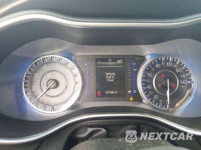 Zdjęcie 9 z 12 samochodu: 2015 CHRYSLER 200 LIMITED VIN:1C3CCCABXFN584400 - miniatura