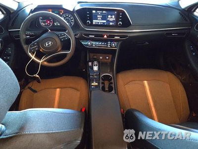 Zdjęcie 8 z 12 samochodu: 2021 HYUNDAI SONATA SEL VIN:5NPEL4JA0MH121521 - miniatura