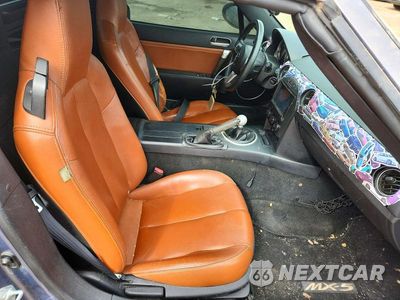 Zdjęcie 10 z 12 samochodu: 2008 MAZDA MX-5 MIATA VIN:JM1NC26F380143606 - miniatura