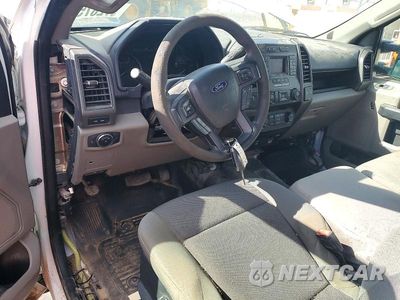 Zdjęcie 8 z 13 samochodu: 2022 FORD F550 SUPER DUTY VIN:1FD0X5HT7NED90155 - miniatura