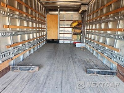 Zdjęcie 10 z 13 samochodu: 2018 HINO 195 BOX TRUCK VIN:JHHSDM2H3JK006241 - miniatura
