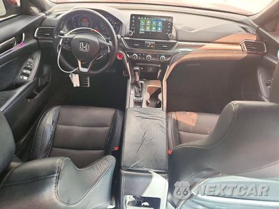 Zdjęcie 8 z 13 samochodu: 2018 HONDA ACCORD SPORT VIN:1HGCV1F3XJA248968 - miniatura
