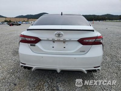 Zdjęcie 6 z 12 samochodu: 2018 TOYOTA CAMRY XSE VIN:4T1B61HK9JU151329 - miniatura