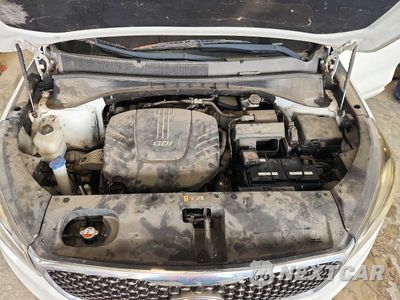 Zdjęcie 12 z 13 samochodu: 2016 KIA SORENTO SX V6 VIN:5XYPK4A55GG124120 - miniatura