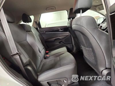 Zdjęcie 11 z 13 samochodu: 2020 KIA SORENTO S VIN:5XYPGDA54LG697764 - miniatura