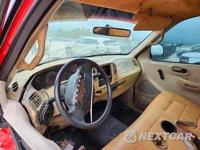 Zdjęcie 8 z 11 samochodu: 2004 FORD F-150 FLARESIDE VIN:1FTRF17W01NB71051 - miniatura