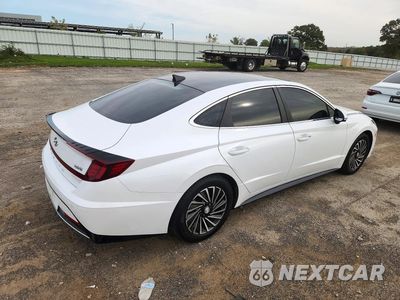Trzecie zdjęcie samochodu z tyłu: 2021 HYUNDAI SONATA HYBRID LIMITED VIN:KMHL54JJ6MA034257 - miniatura