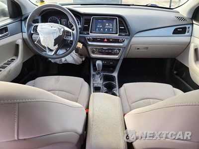 Zdjęcie 8 z 12 samochodu: 2018 HYUNDAI SONATA ECO VIN:5NPE24AA6JH722320 - miniatura